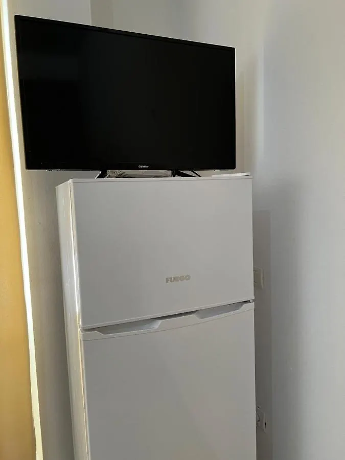 My Big Family - 2 Bedroom Apartment - Accomodation For 6- 8 Guests Bashkia e Orikumit