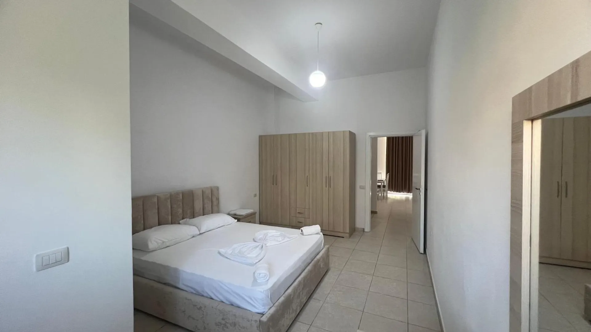 My Big Family - 2 Bedroom Apartment - Accomodation For 6- 8 Guests Bashkia e Orikumit