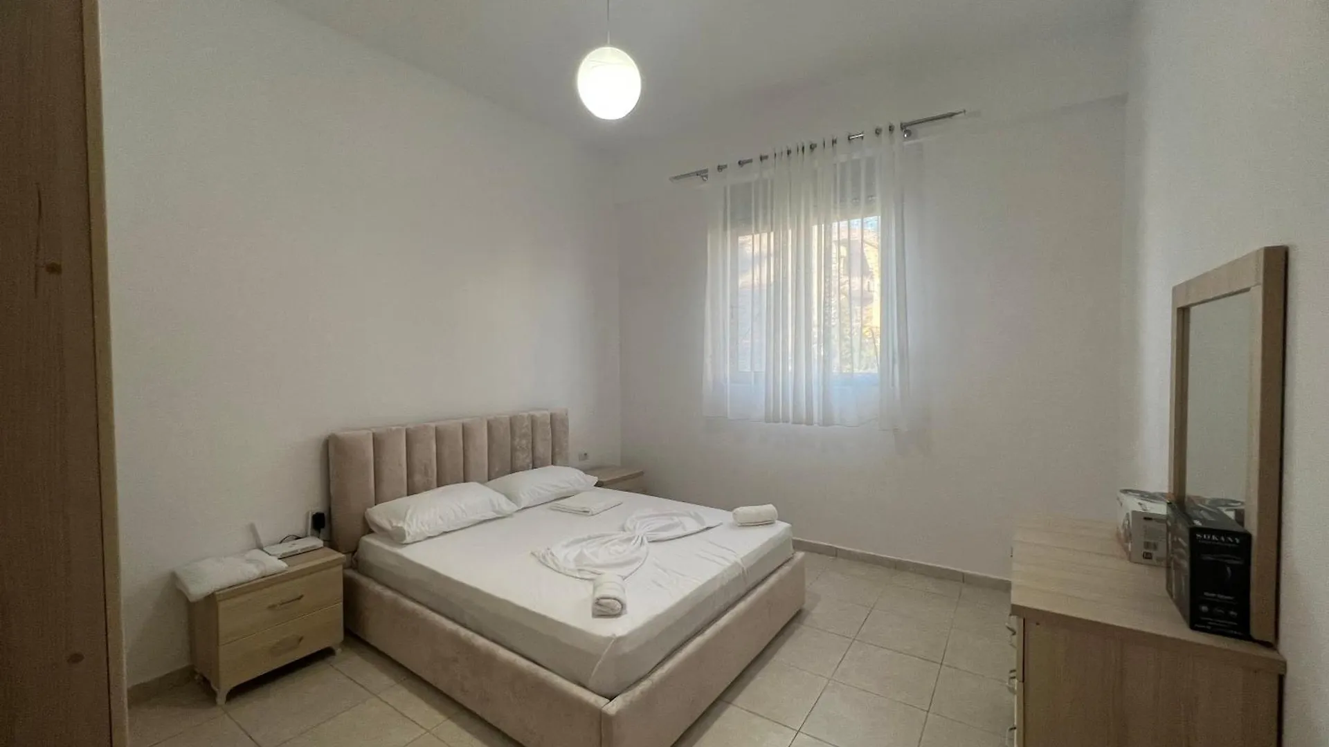 My Big Family - 2 Bedroom Apartment - Accomodation For 6- 8 Guests Orikum 0*,
