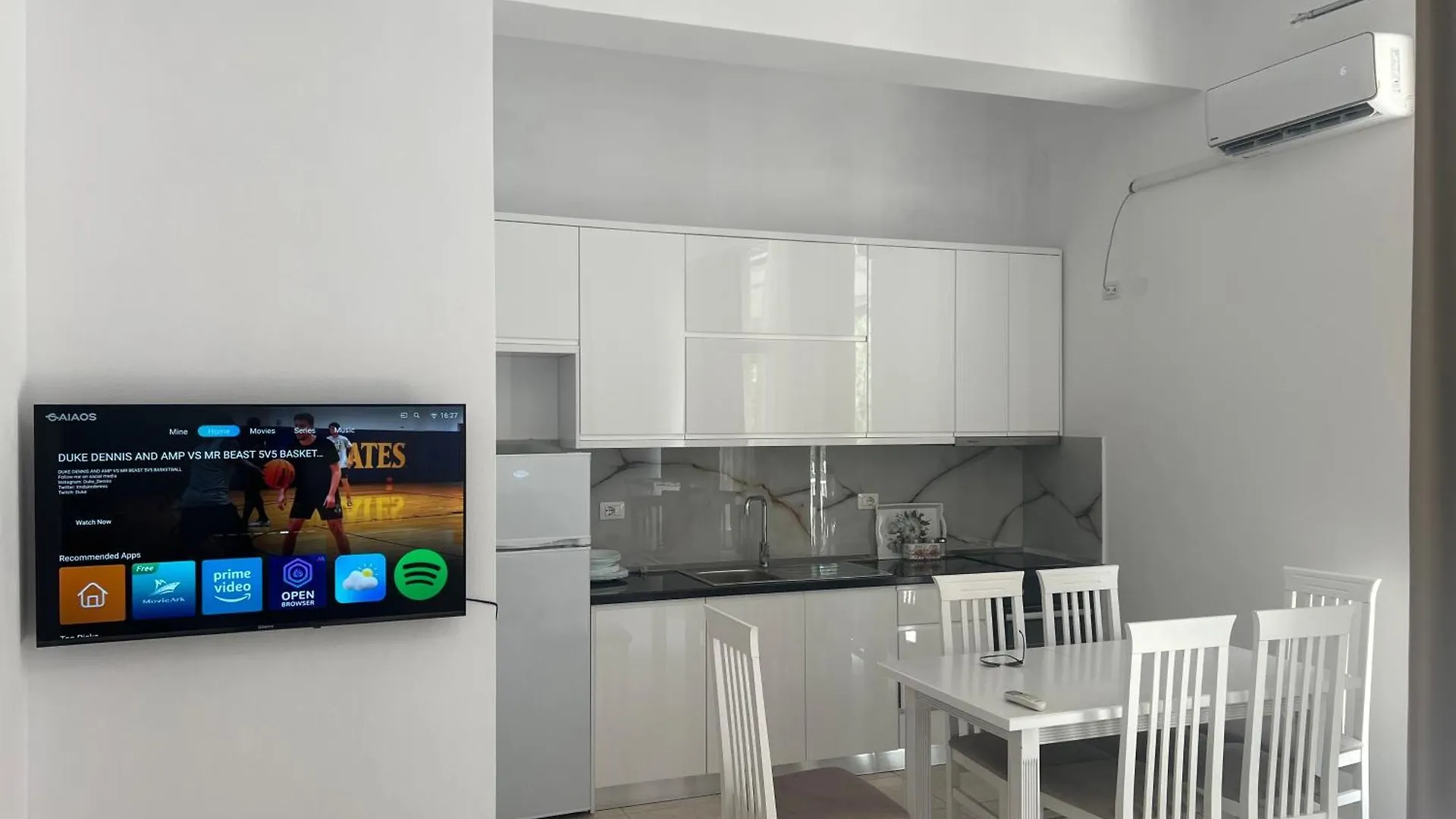My Big Family - 2 Bedroom Apartment - Accomodation For 6- 8 Guests Bashkia e Orikumit